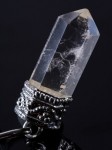 Kryształ górski kwarc - kryształ Obelisk - Wisior odpromiennik